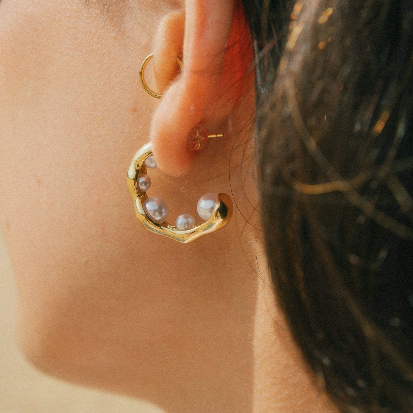 Tidal Wave Pearl Hoops