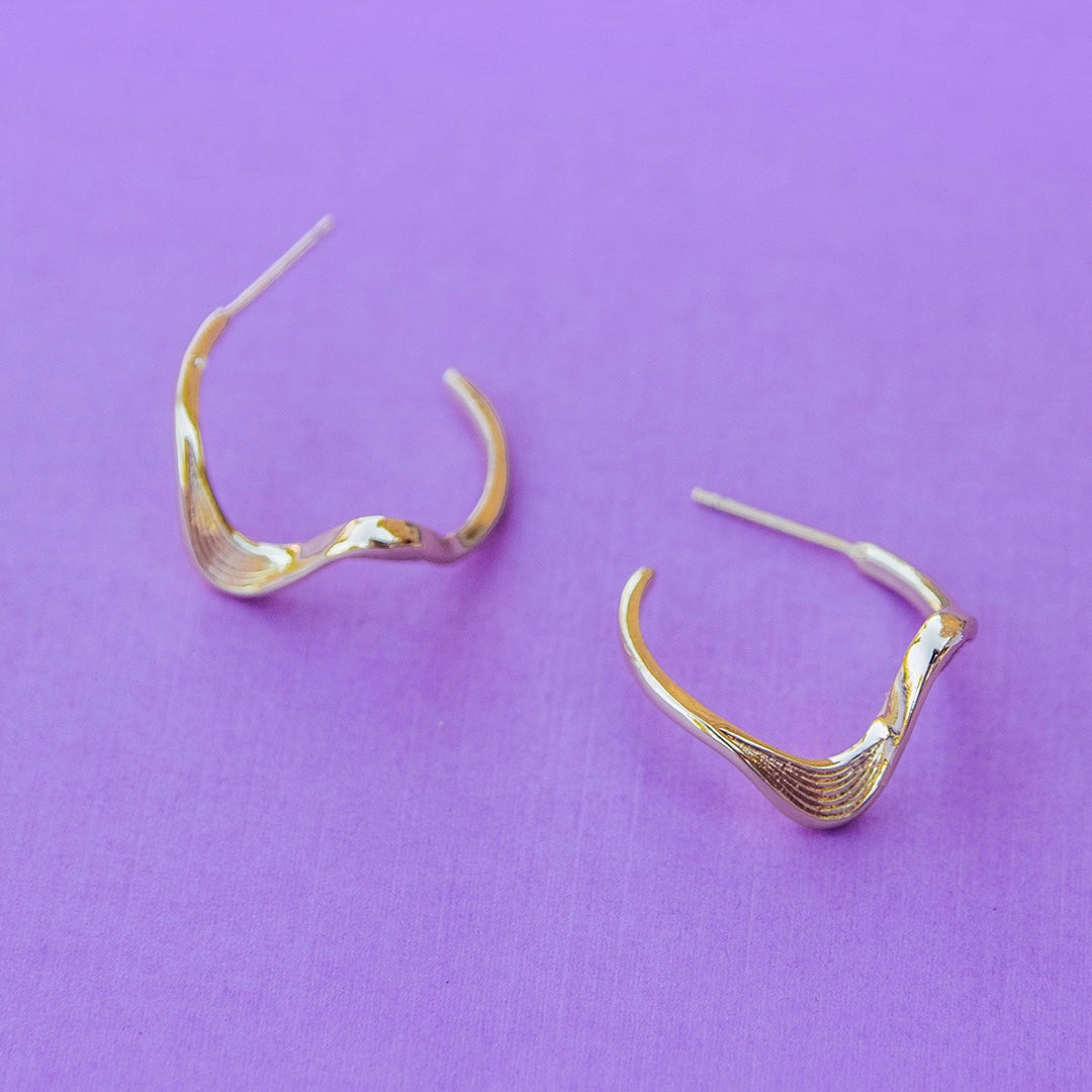 Flowy Hoops