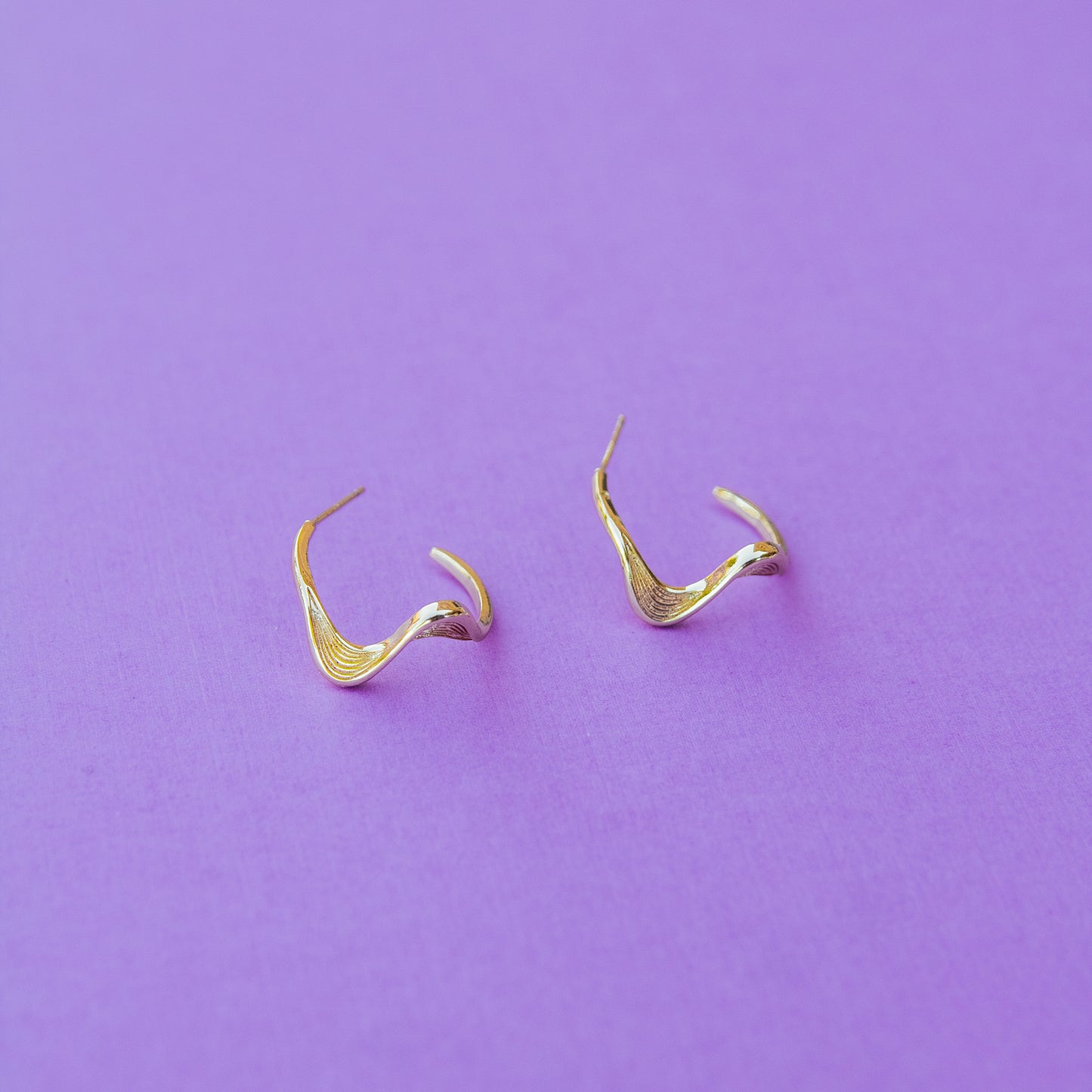 Flowy Hoops