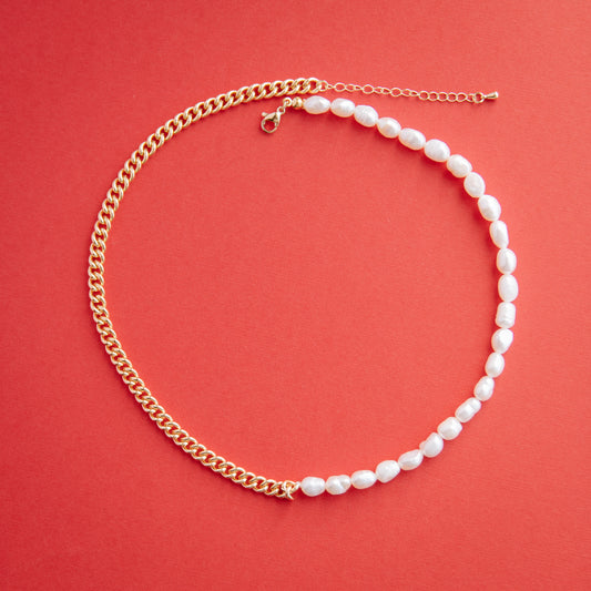 Opposites Attract Pearl Chain Necklace