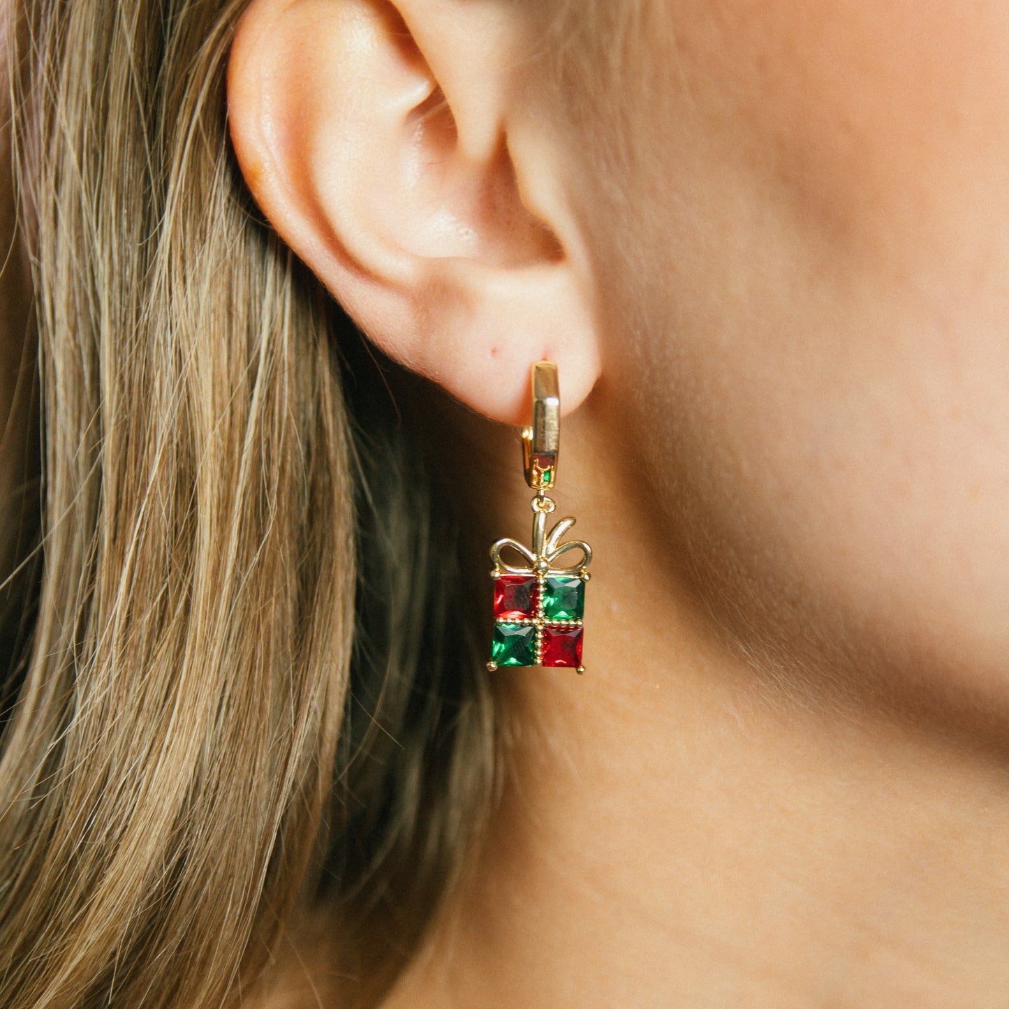 Holly Jolly Gift Huggies