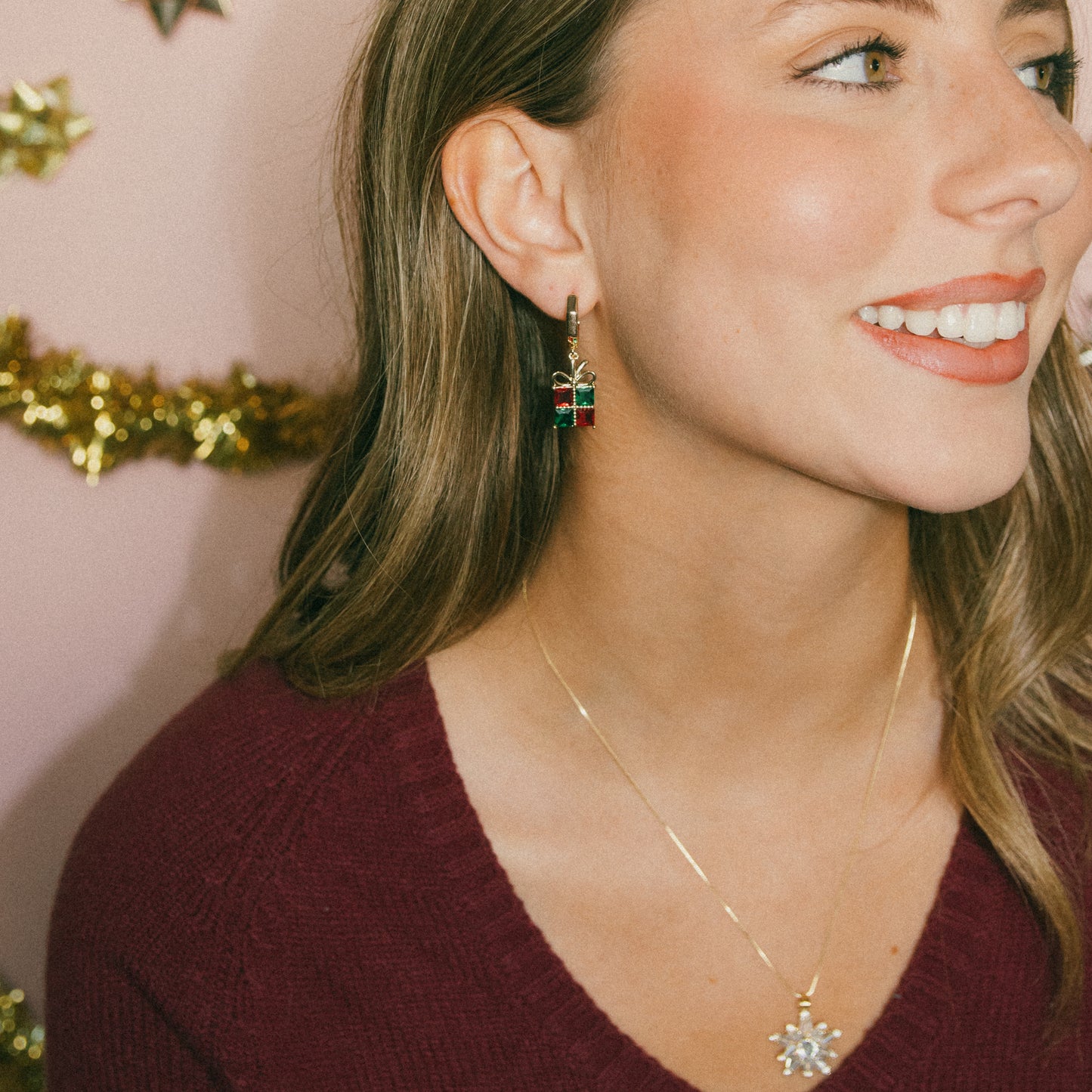 Holly Jolly Gift Huggies