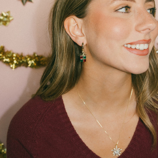 Holly Jolly Gift Huggies