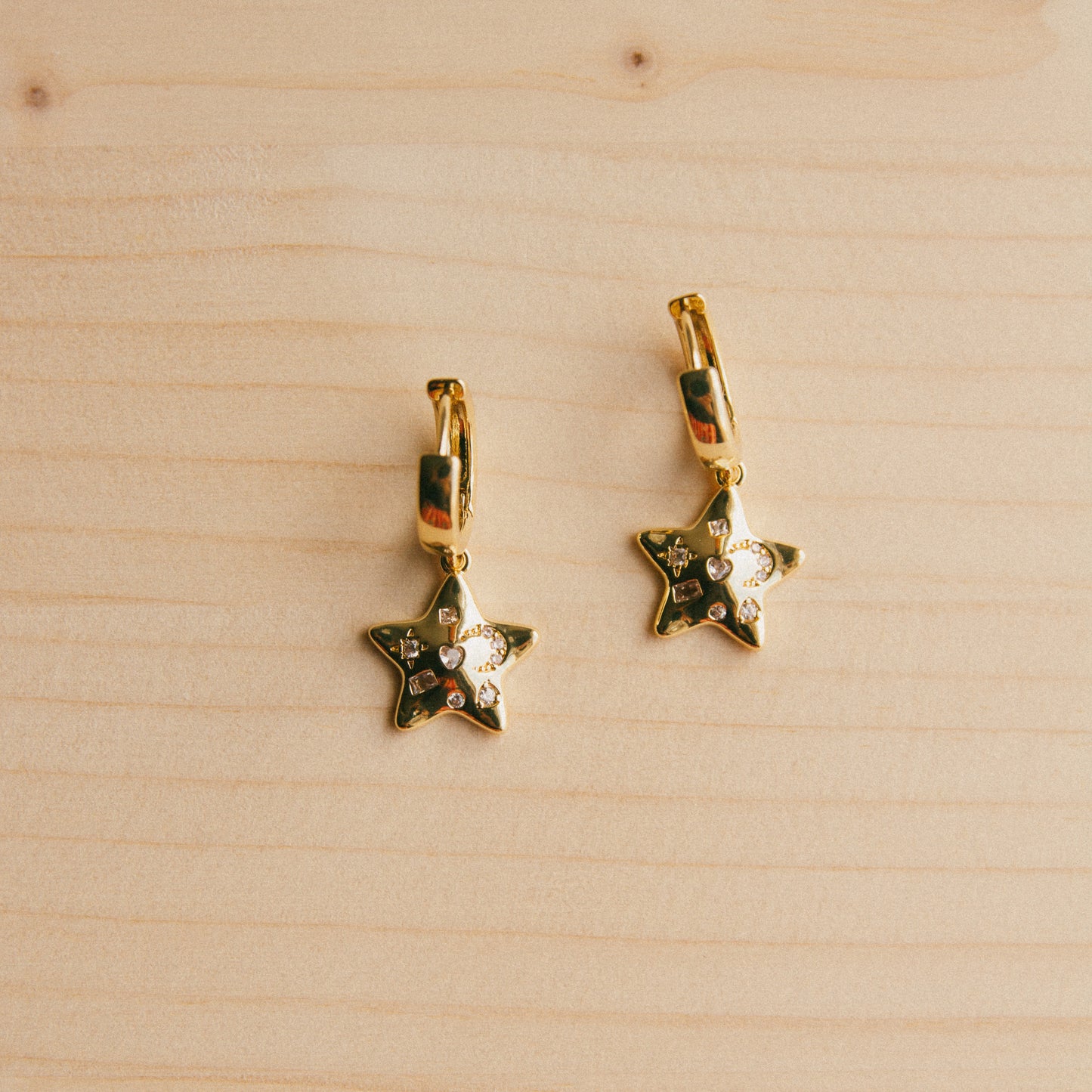 Dreaming Big Star Huggies