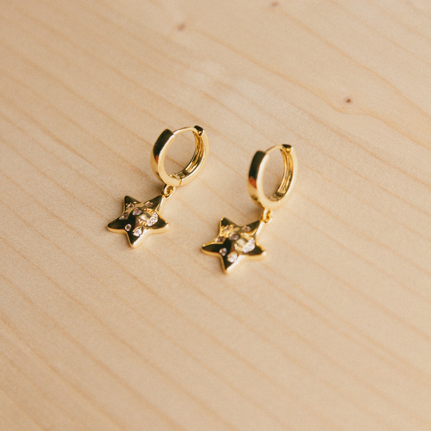 Dreaming Big Star Huggies