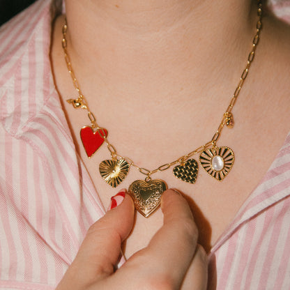 Romanticize Your Life! Hearts 7 Charm Necklace