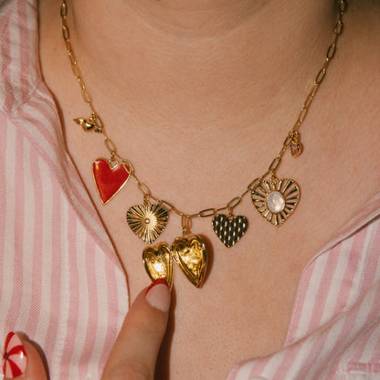 Romanticize Your Life! Hearts 7 Charm Necklace